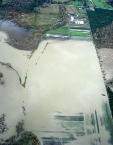 2006 Flood at Full Circle Farm, Carnation (Photo courtesy of Stewardship Partners)